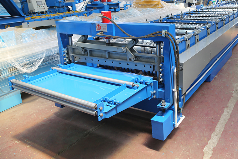 Floor Decking Machine